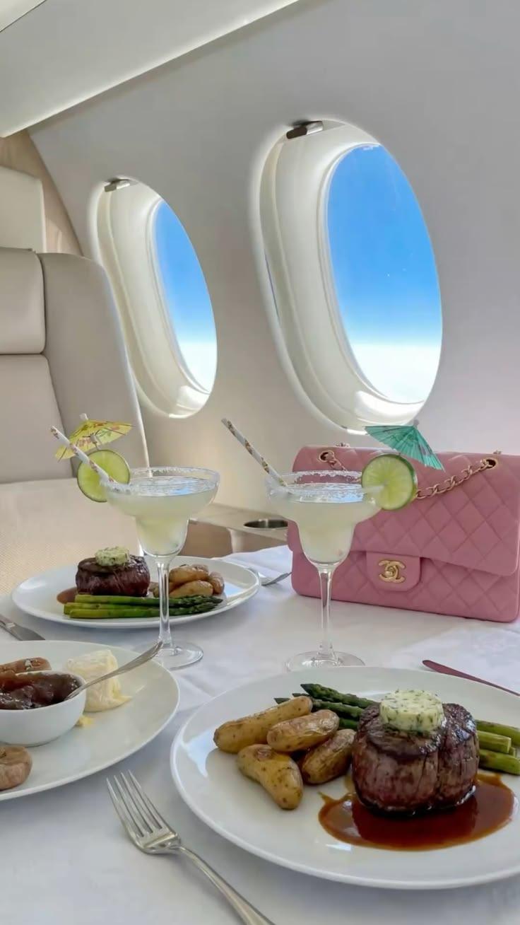 In-flight dining 1